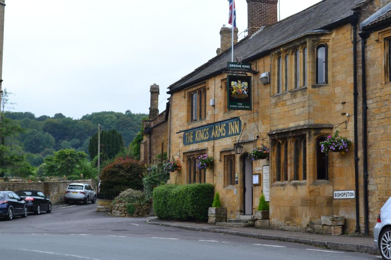 The Kings Arms Inn Montacute Экстерьер фото